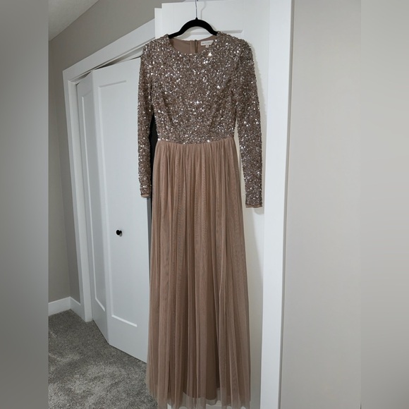 Maya Dresses | Maya Deluxe Taupe Blush Embellished Long Sleeve Maxi Dress | Color: Tan | Size: 4 | Byhxneen's Closet